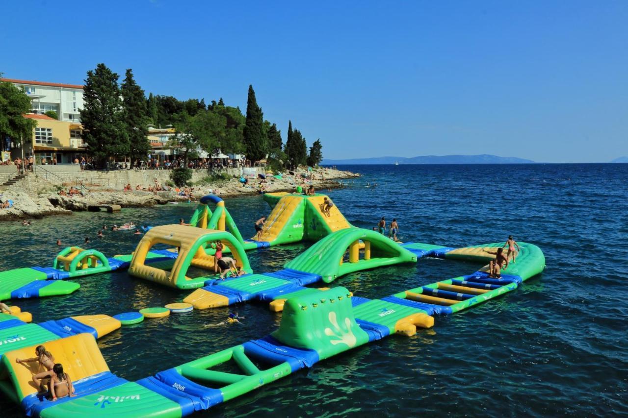 Apartments With A Parking Space Rabac, Labin - 9652 Luaran gambar