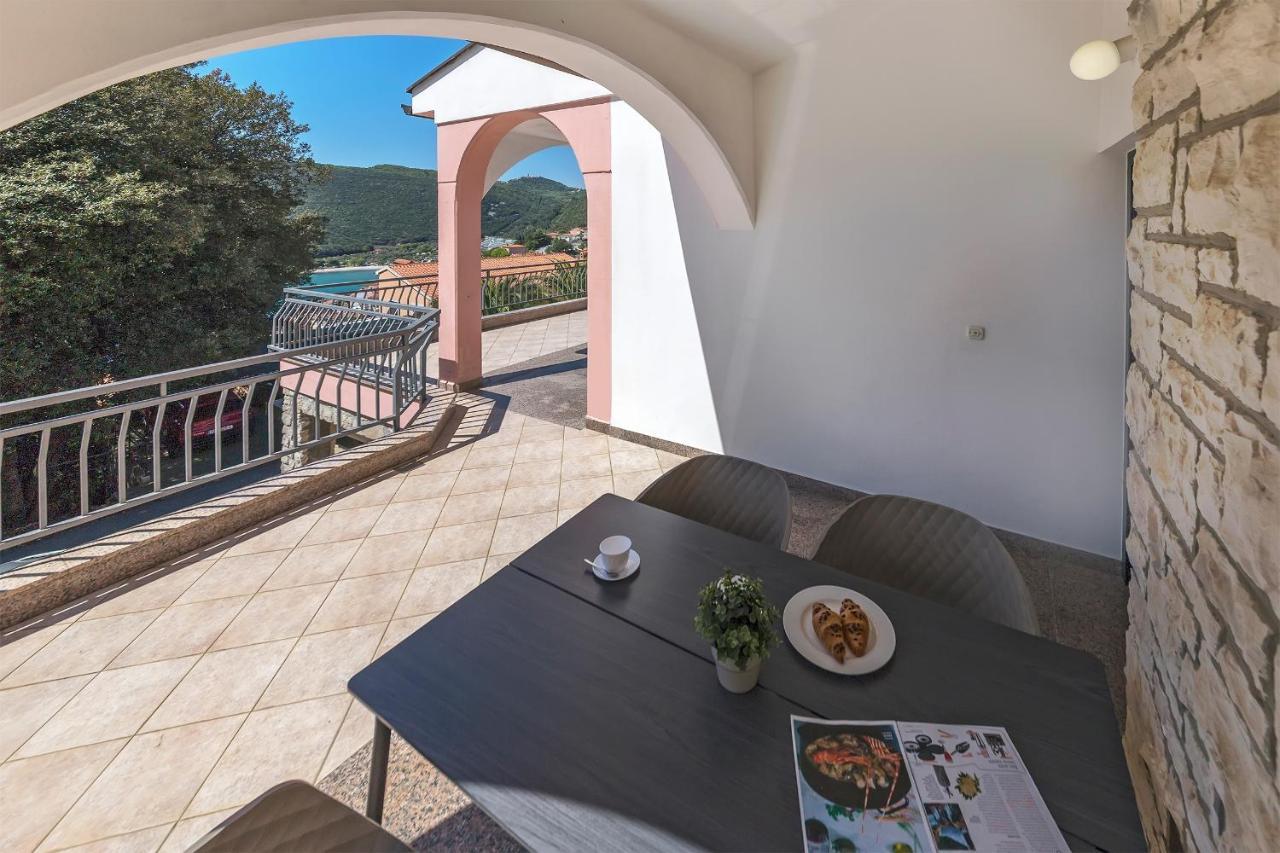 Apartments With A Parking Space Rabac, Labin - 9652 Luaran gambar