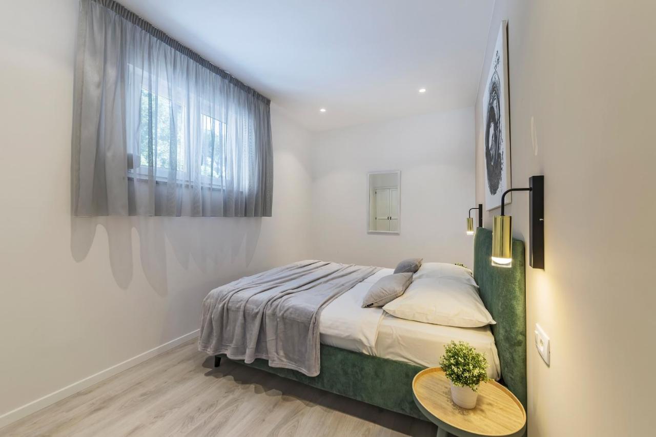 Apartments With A Parking Space Rabac, Labin - 9652 Luaran gambar